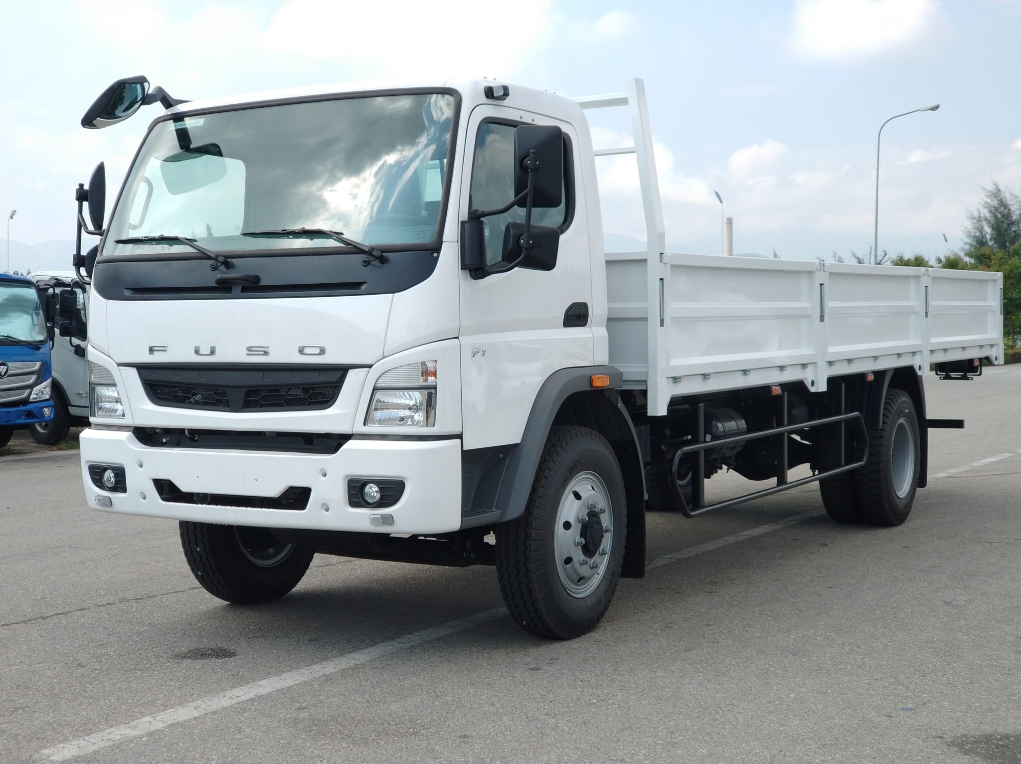 Xe Tải Mitsubishi Fuso Canter 12.8 - Xe Tải Fuso FI 7 Tấn - THACO GIẢI ...